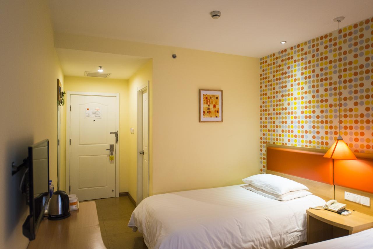Home Inn Changchun Dajing Road Ouya Outlets ภายนอก รูปภาพ