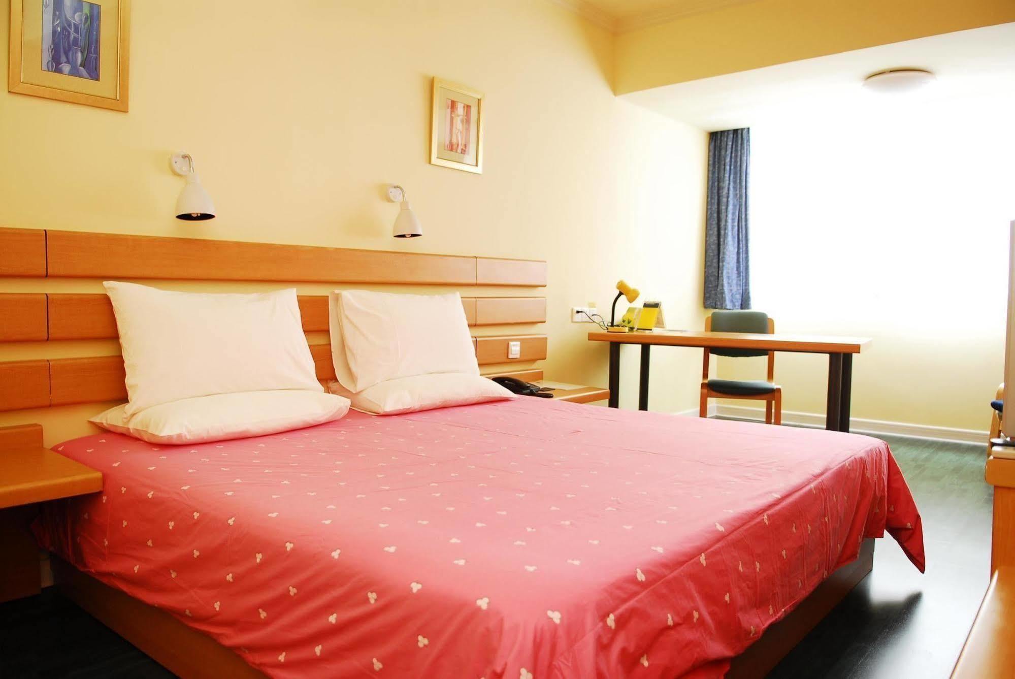 Home Inn Changchun Dajing Road Ouya Outlets ภายนอก รูปภาพ